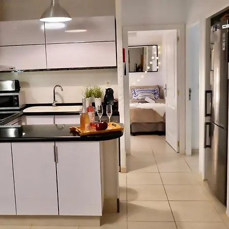 Lovely 4-bed With Ocean Views In Sueno Azul Villa Callao Salvaje